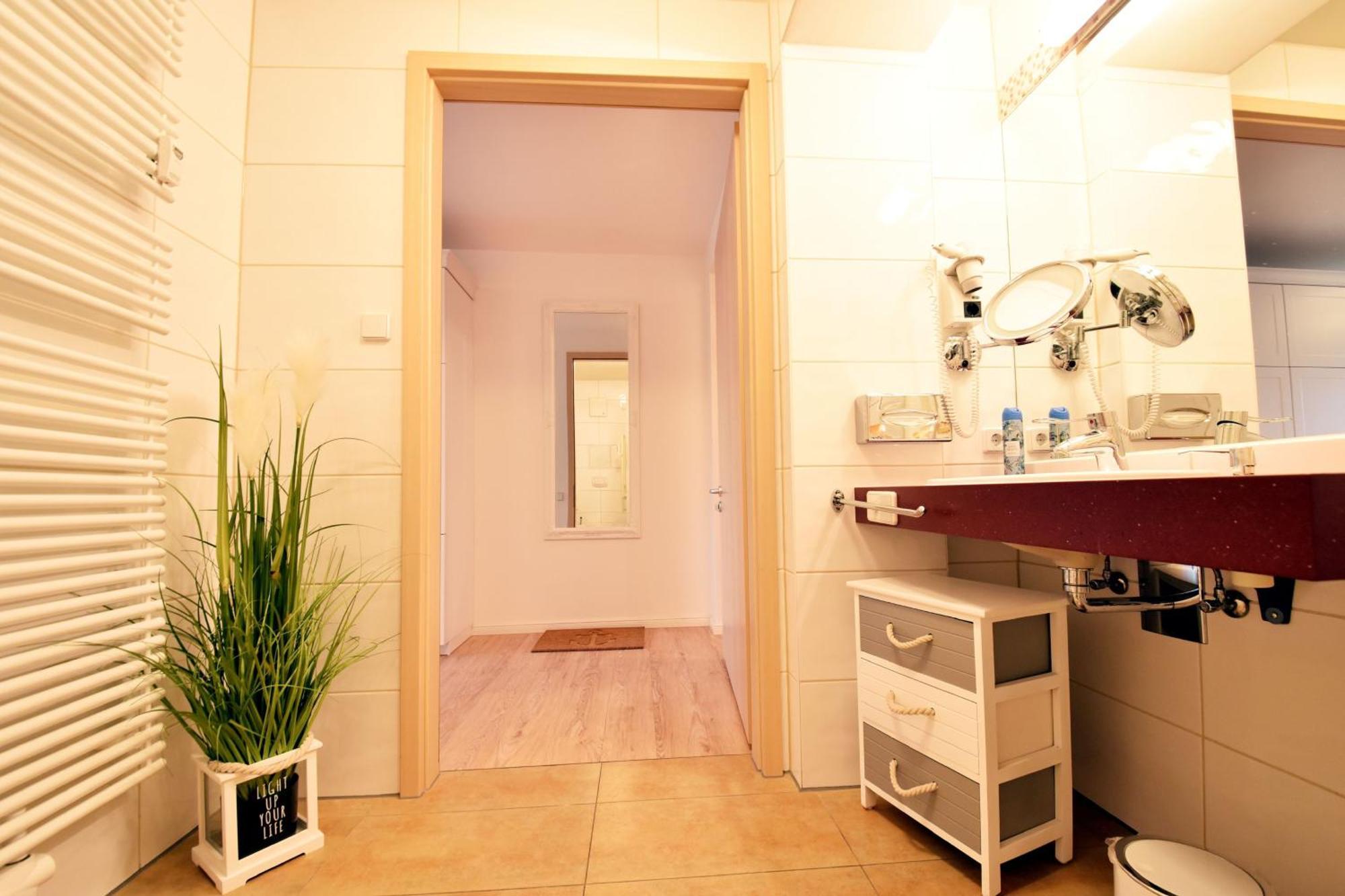 Ferienwohnung Traumduene Im Ostseebad Baabe Esterno foto